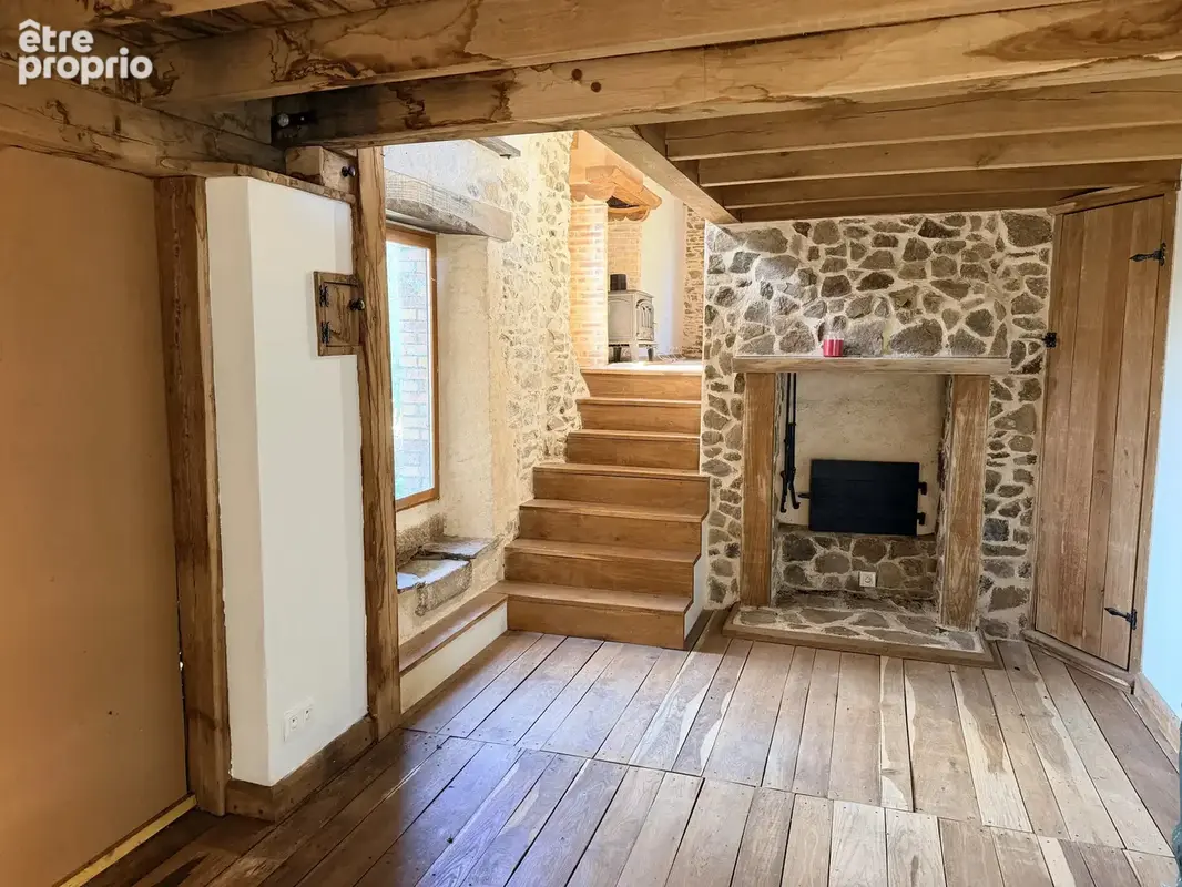 Maison à finir de rénover, située dans un cadre paisible - photo 9