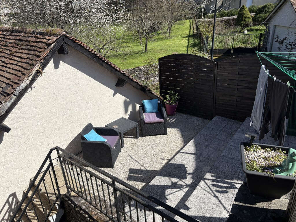 Maison à ARNAC-POMPADOUR