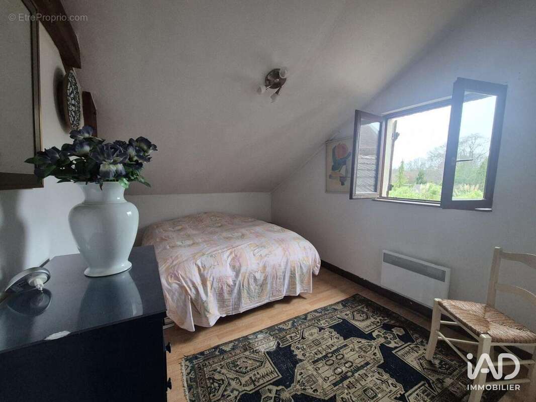 Photo 8 - Maison à SAINT-CYR-SUR-MORIN