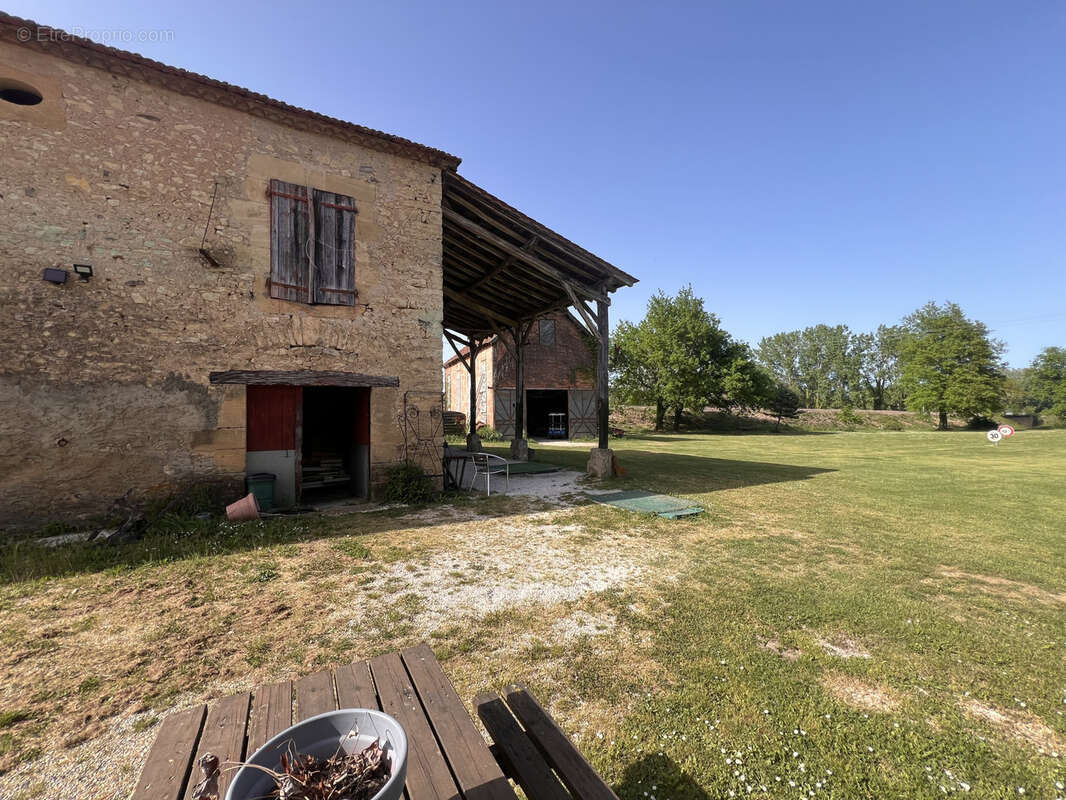 Maison à SIORAC-EN-PERIGORD