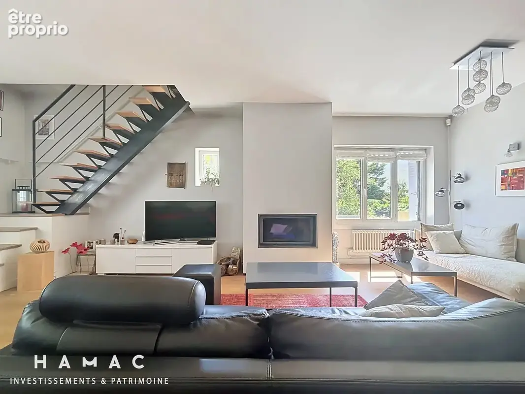 Sainte-Foy-lès-Lyon – Charmante maison familiale de 150 m² sur terrain plat de 994 m² - photo 3