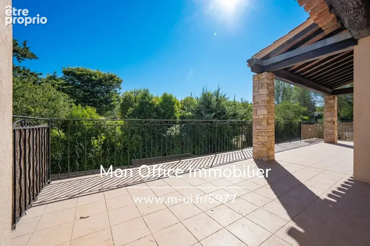 Référence : 5977-CDI. - Cabriès – Haut de villa T5 de 124 m² avec jardin, terrasse et 3 stationnements - photo 13