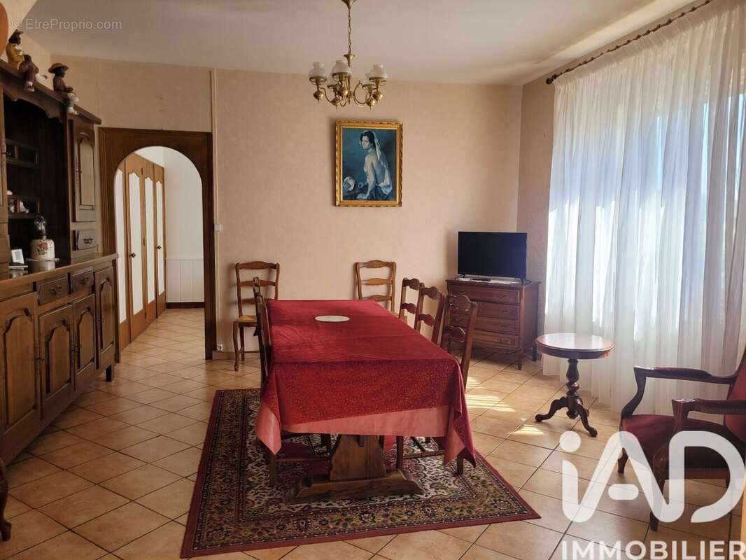 Photo 7 - Maison à GUEUGNON