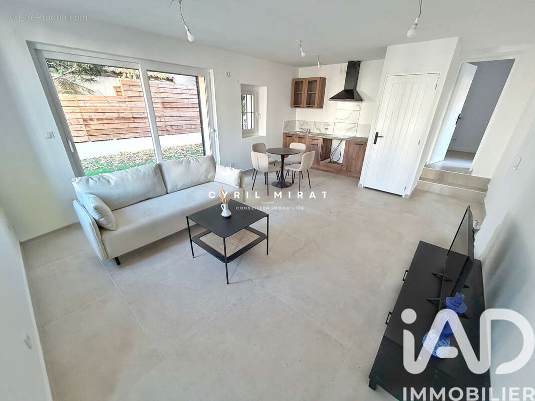 Photo 2 - Appartement à OLLIOULES