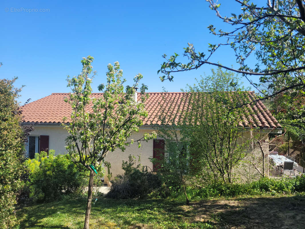Maison à CHAUSSAN