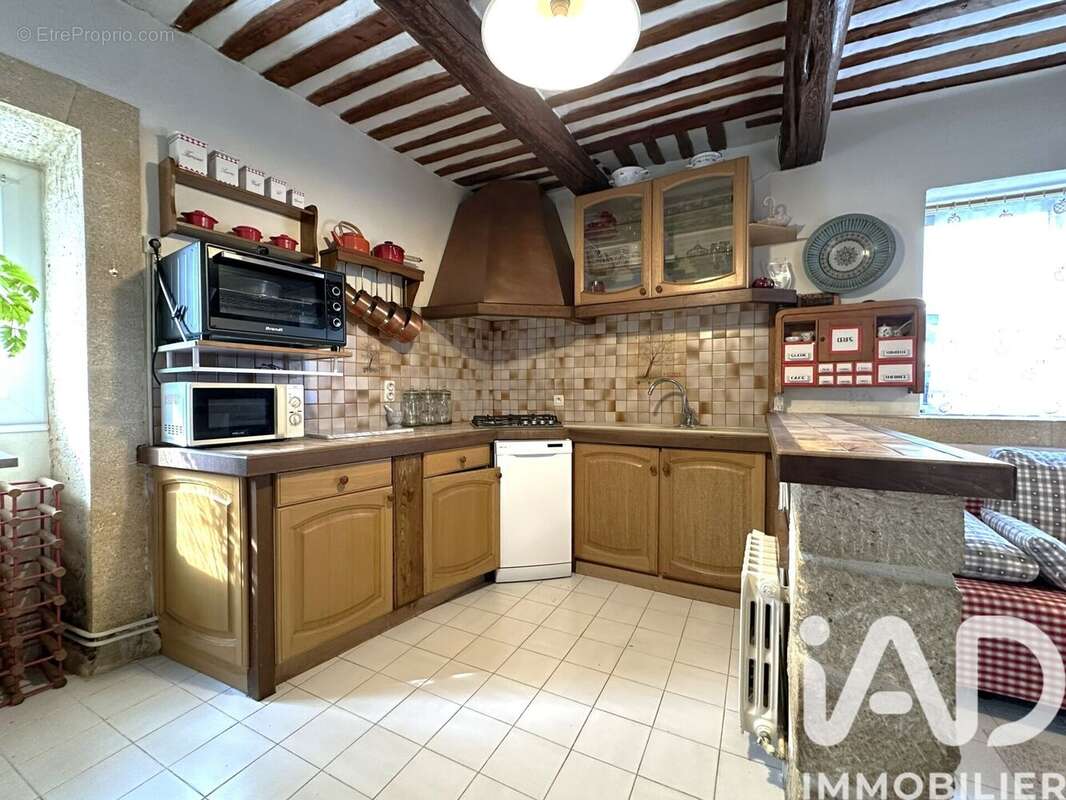 Maison 89 m² à Saint-Hilaire-D'ozilhan  - photo 3