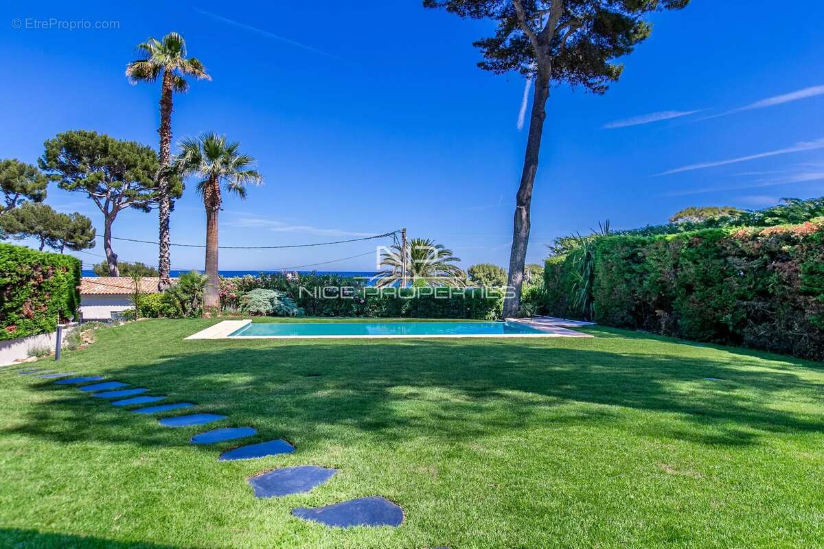 Maison à ANTIBES