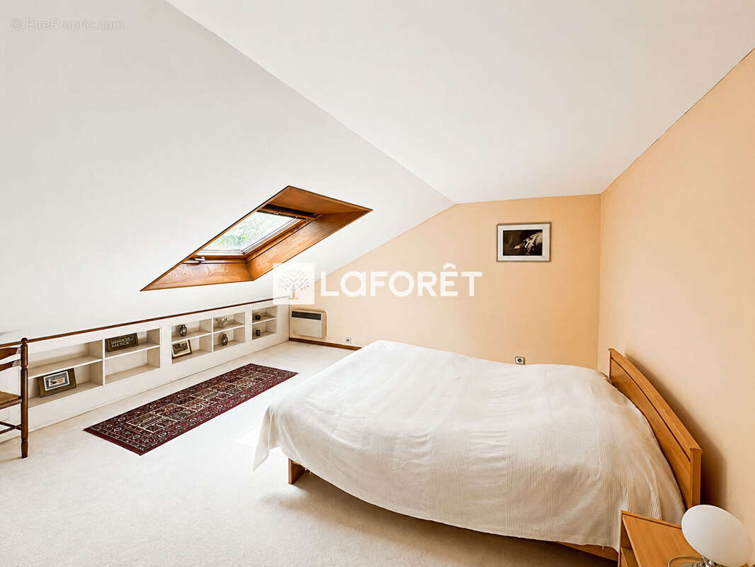 MENNECY - Village Levitt - Maison familiale indépendante 7 pièces - 137 m² - Terrain de 680 m² - photo 37