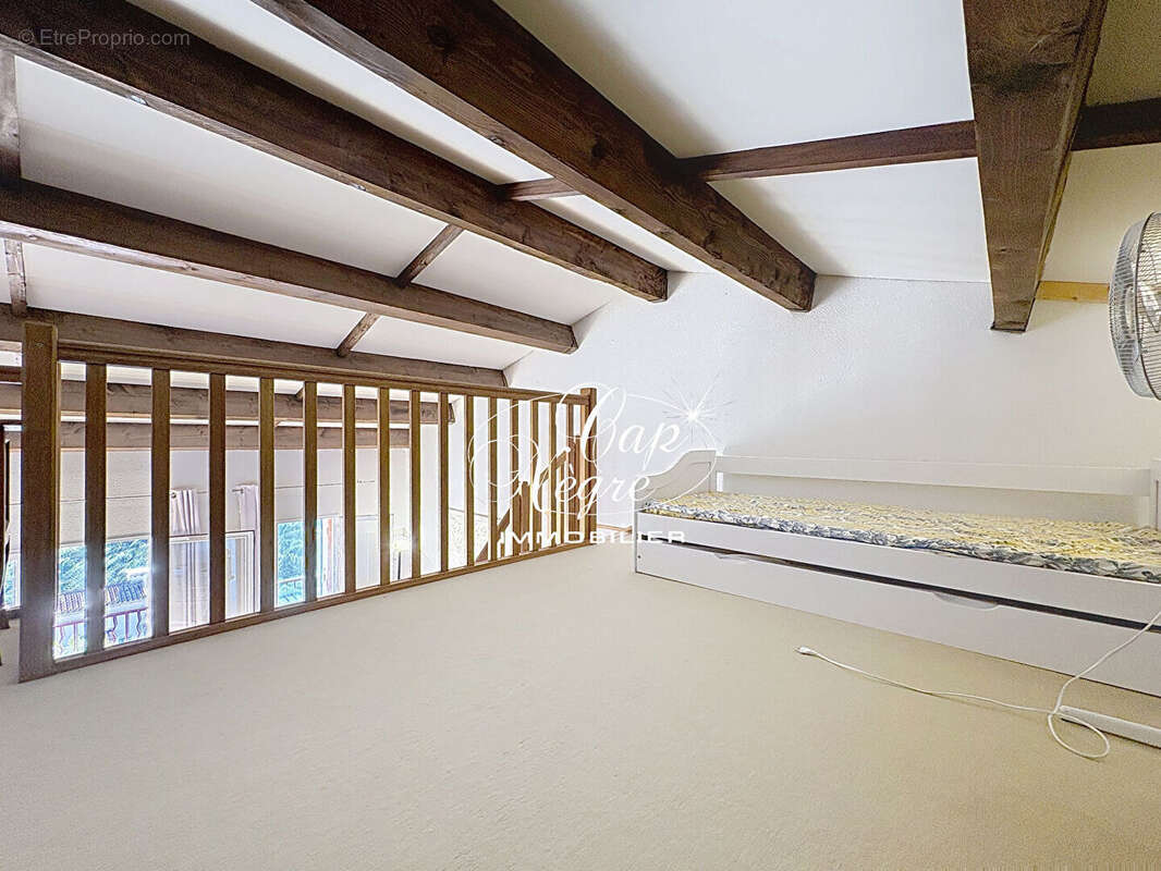 Appartement à LES ISSAMBRES