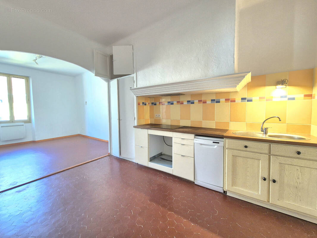 Appartement à HYERES