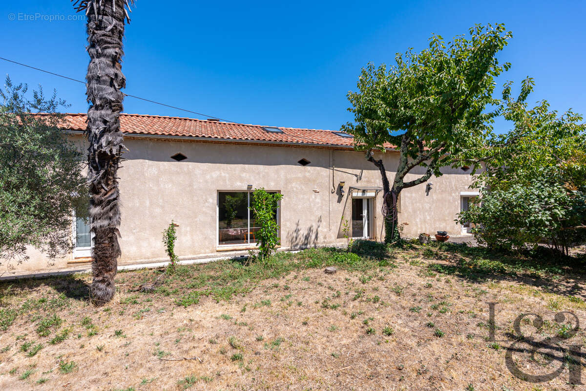 Maison rénovée à vendre proche commerces de Villeneuve-sur-Lot - photo 16