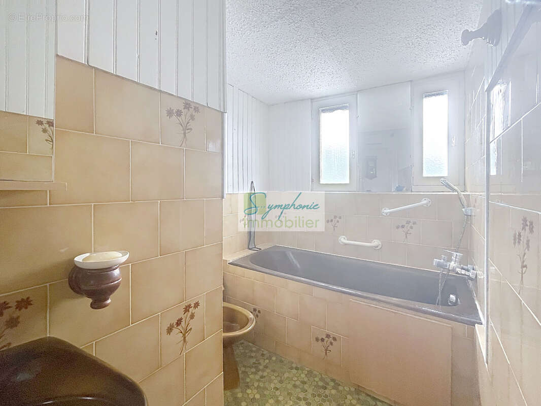 Appartement à SAINT-ALBAN-LEYSSE