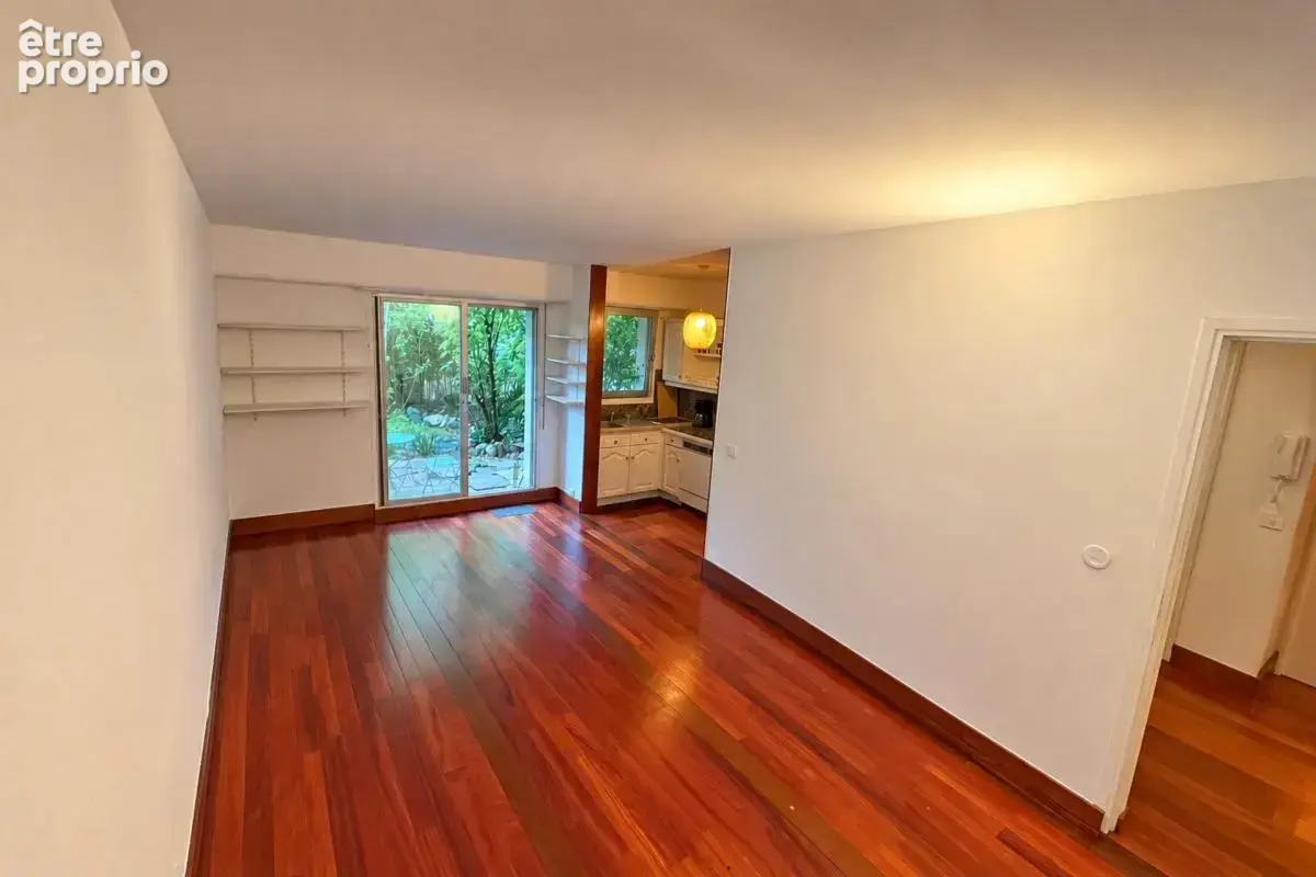 St mande (94) - studio 35 m2 + jardin arbore privatif 30 m2 – calme – proche transports, commerces et bois de vincennes - photo 2