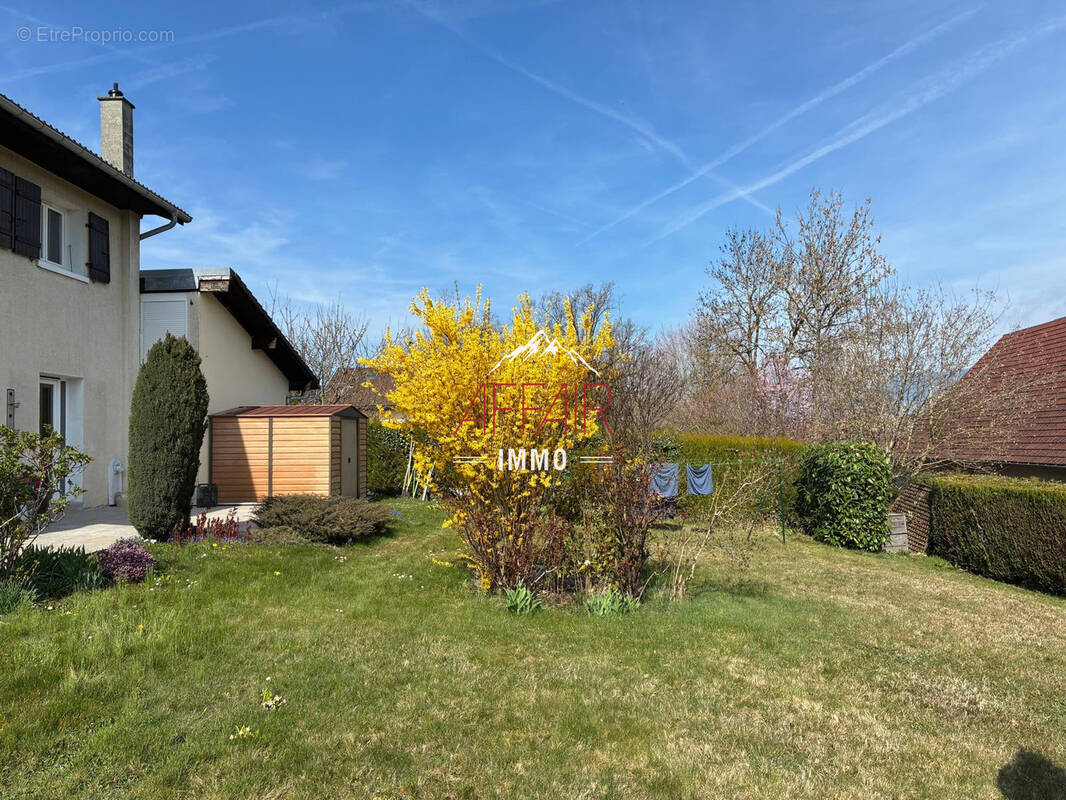 Maison à MONNETIER-MORNEX