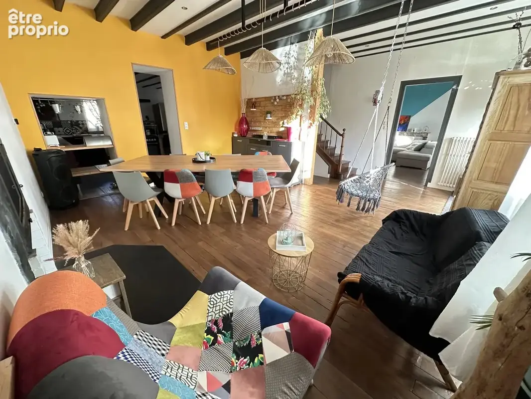 Maison de caractère de 181 m² à Saint-Sauveur, rénovée, avec grenier à finir d'aménager - photo 1