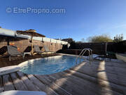 Maison à SAINT-YZAN-DE-SOUDIAC