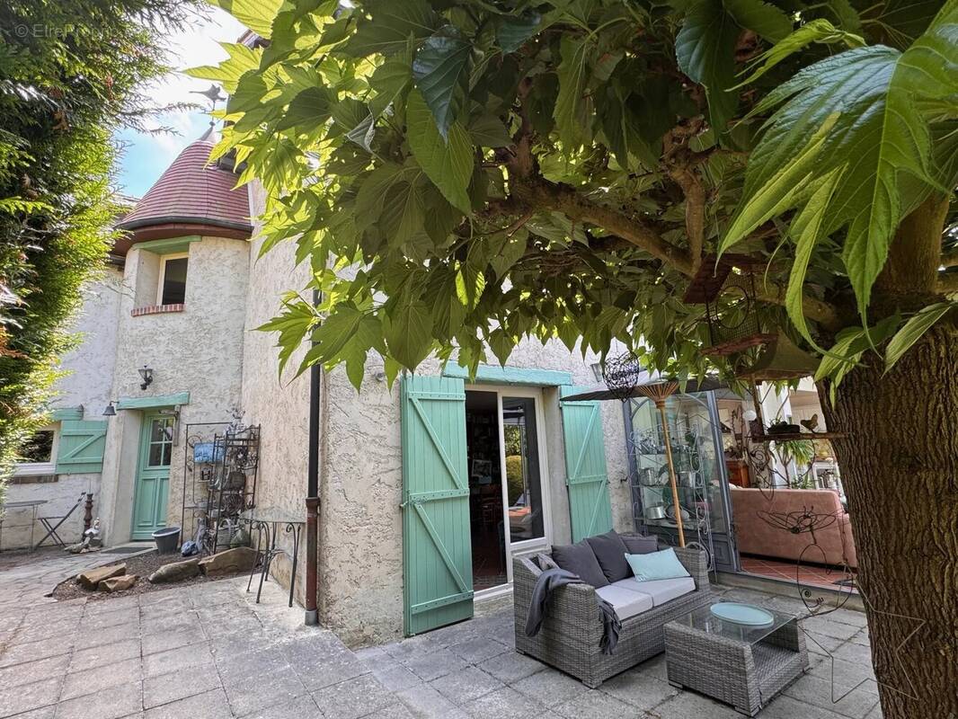 Maison à JOUARS-PONTCHARTRAIN