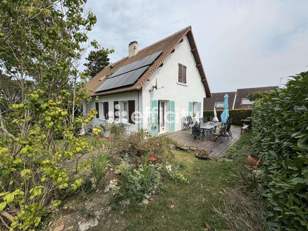 Maison à ARROMANCHES-LES-BAINS