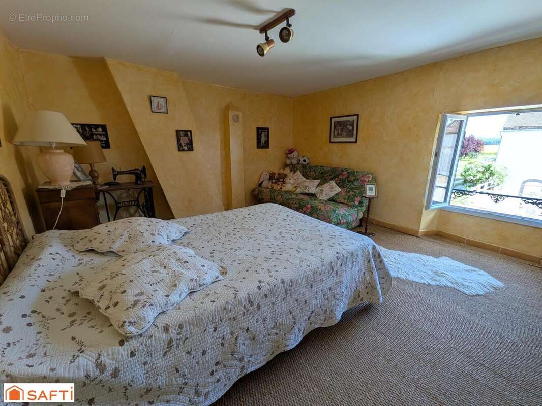 Photo 3 - Maison à CHAUMOT