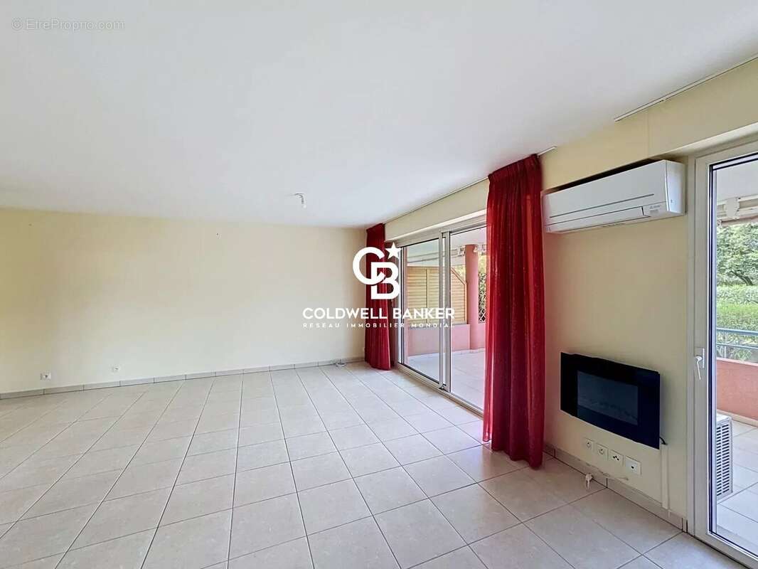 Appartement à SAINT-RAPHAEL