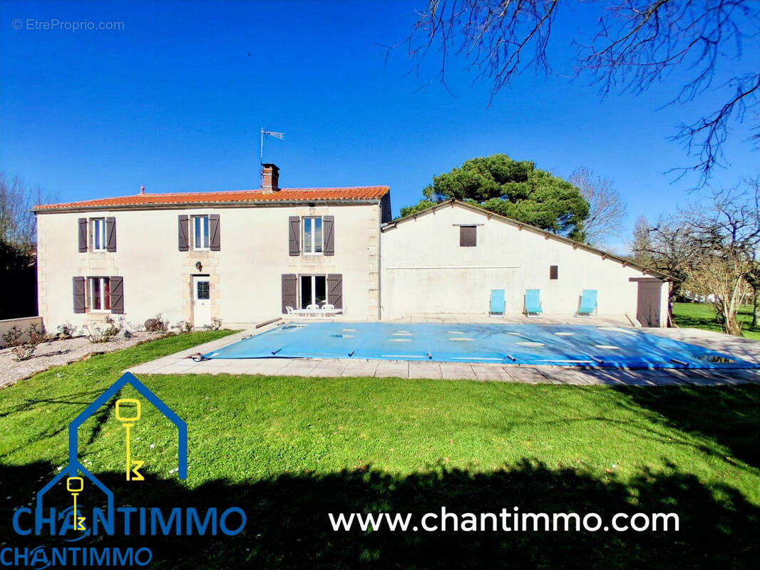 Maison à SAINTE-HERMINE