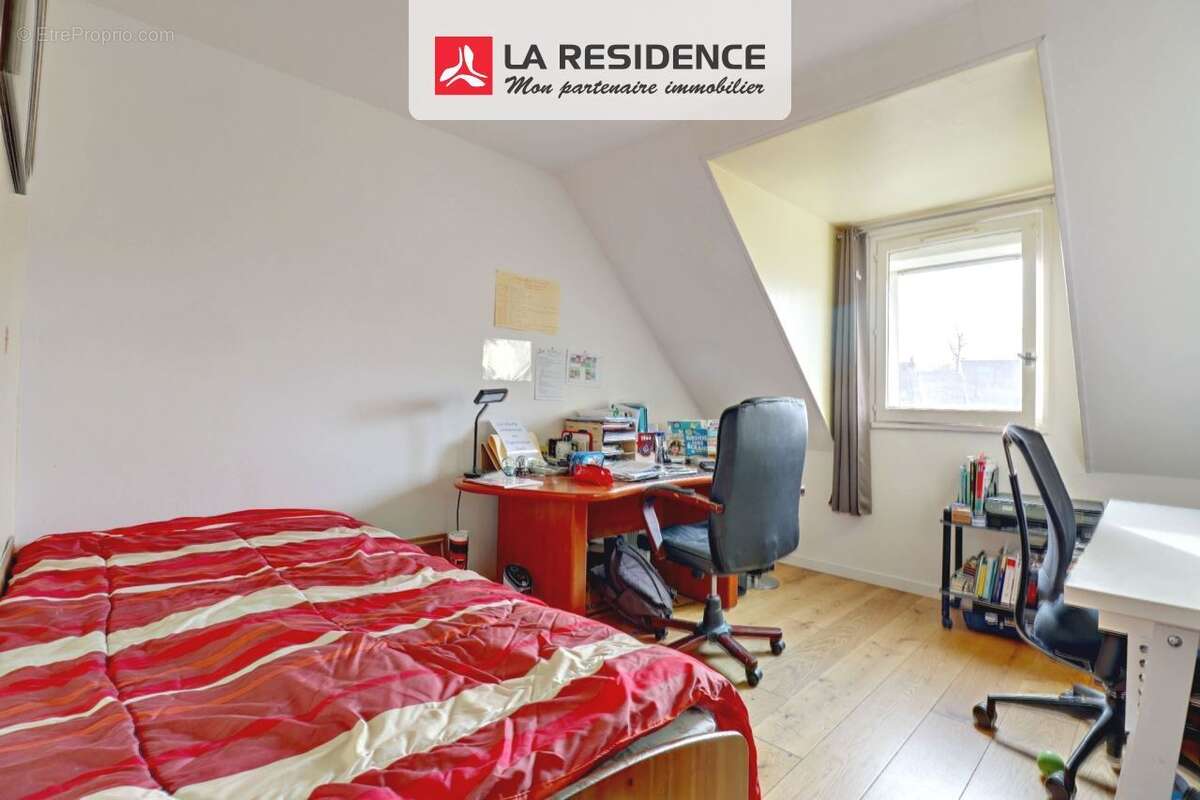 Maison à VERNEUIL-SUR-SEINE