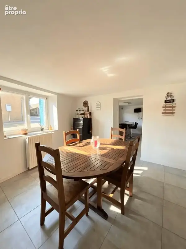 Maison 6 pièces 151 m² à vendre à Vic-Le-Comte (63270) - photo 2