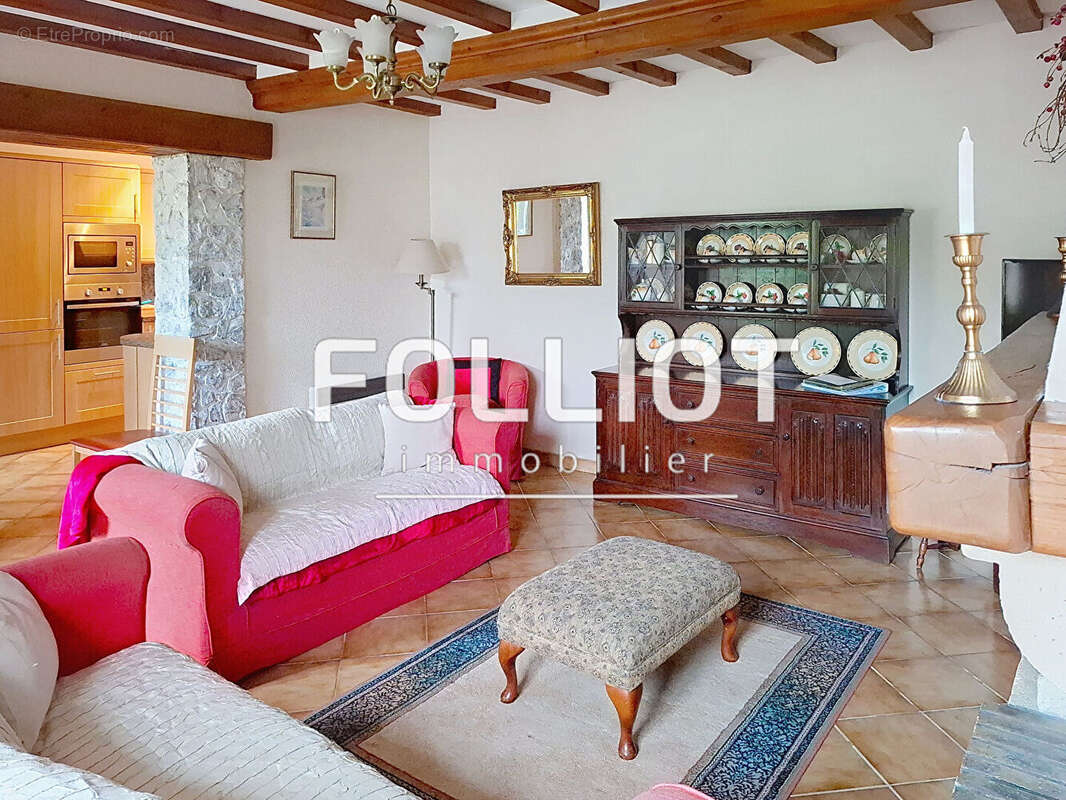 Maison à NEUFMESNIL