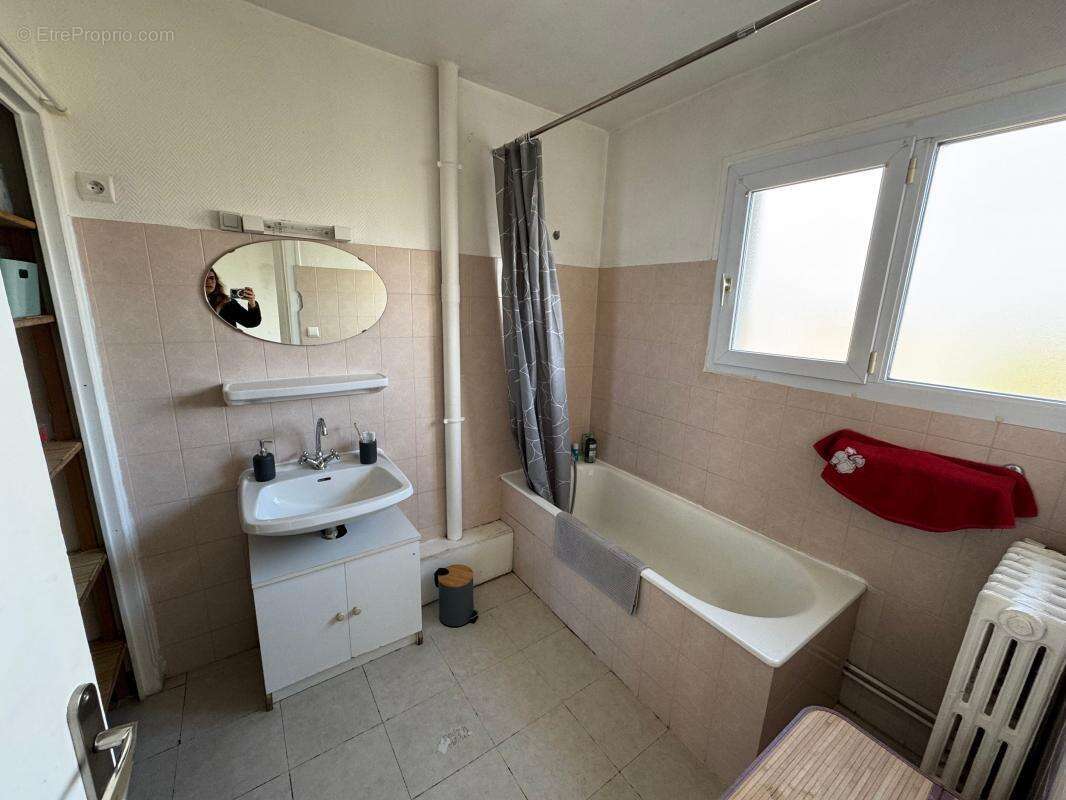 Appartement à SAINT-ASTIER