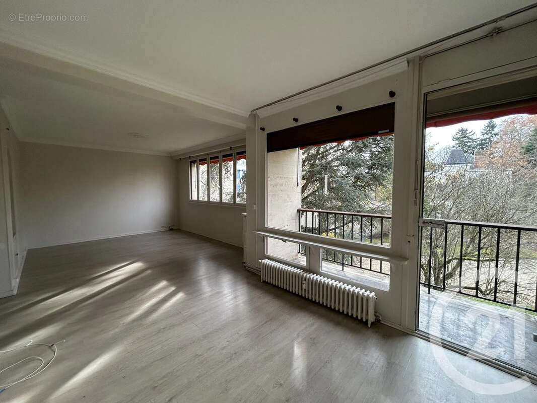 Appartement à FONTAINEBLEAU