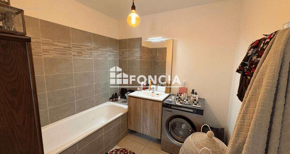 Blagnac – Charmant T3 de 64 m² avec 2 places de parking en sous-sol - photo 5