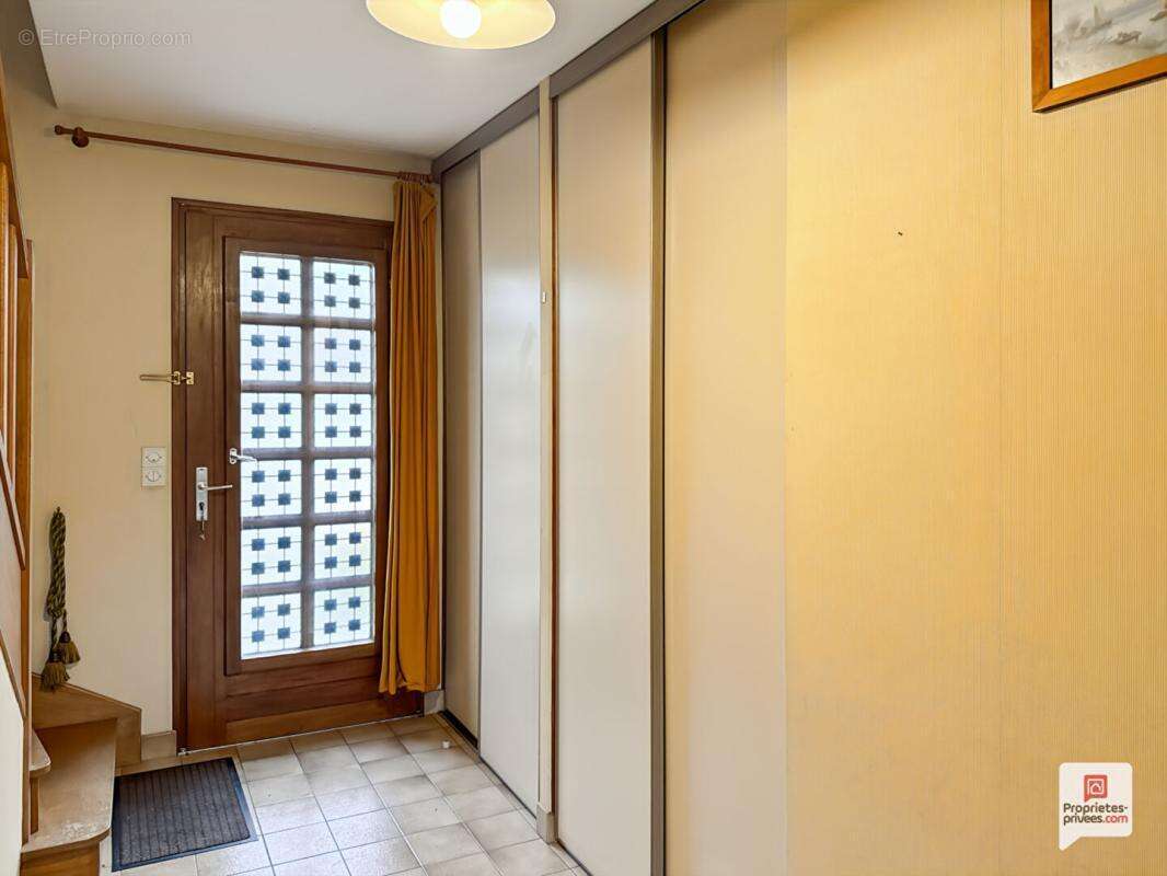 Maison à SABLE-SUR-SARTHE