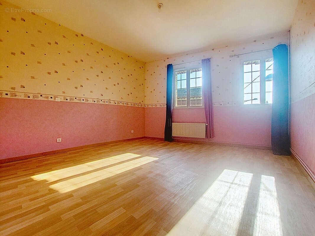 Maison à AVION