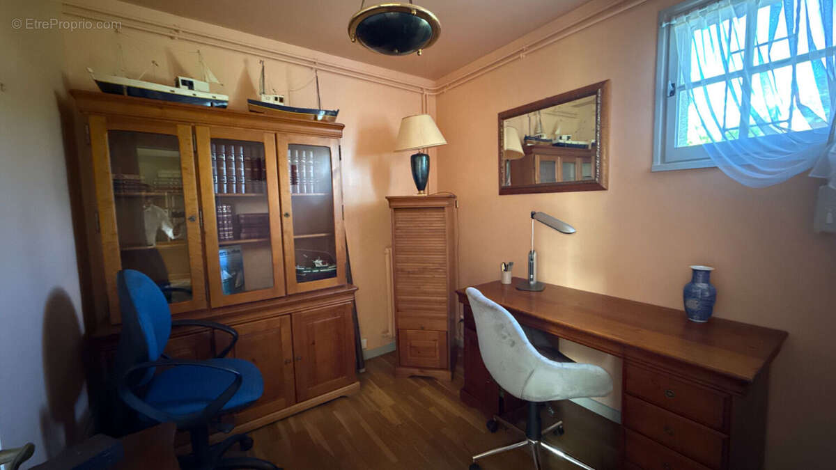 Maison à FRANQUEVILLE-SAINT-PIERRE