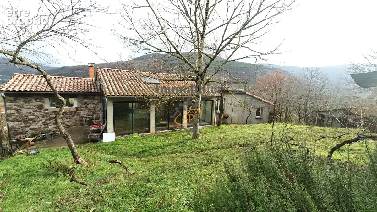 Vente maison rénovée Saint Affrique avec terrain attenant. - photo 5