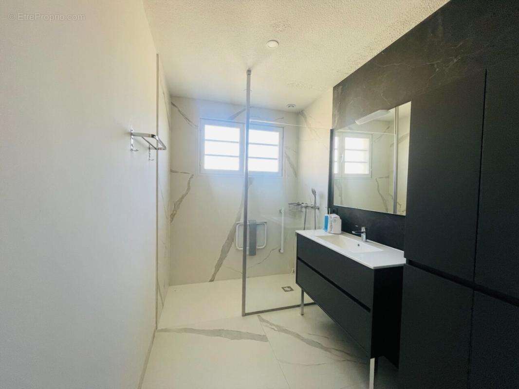 Maison à ROMANS-SUR-ISERE