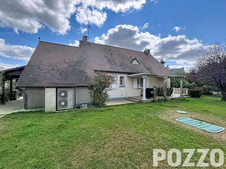 NOUVEAUTE A VENDRE - maison spacieuse à Saint Pierre De Semilly (50) - photo 4