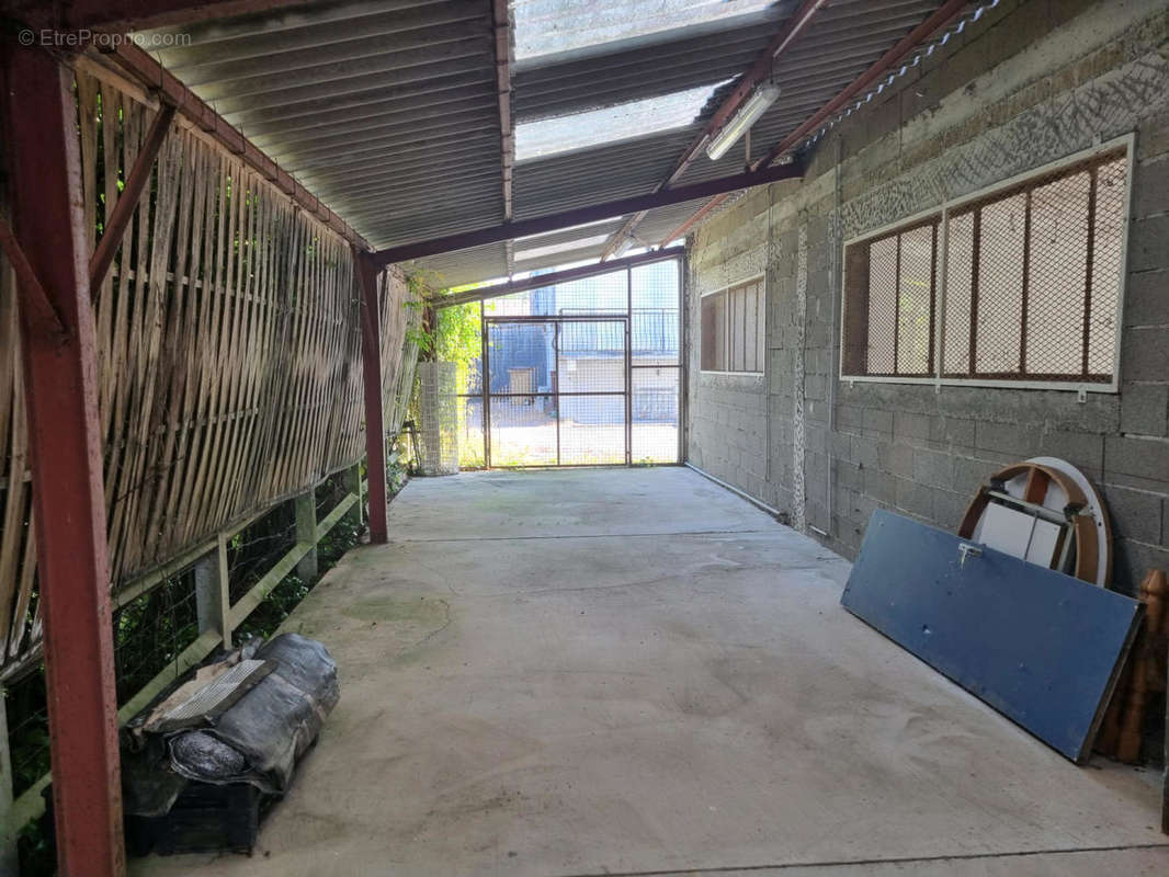 20230526_100610 - Commerce à NONTRON