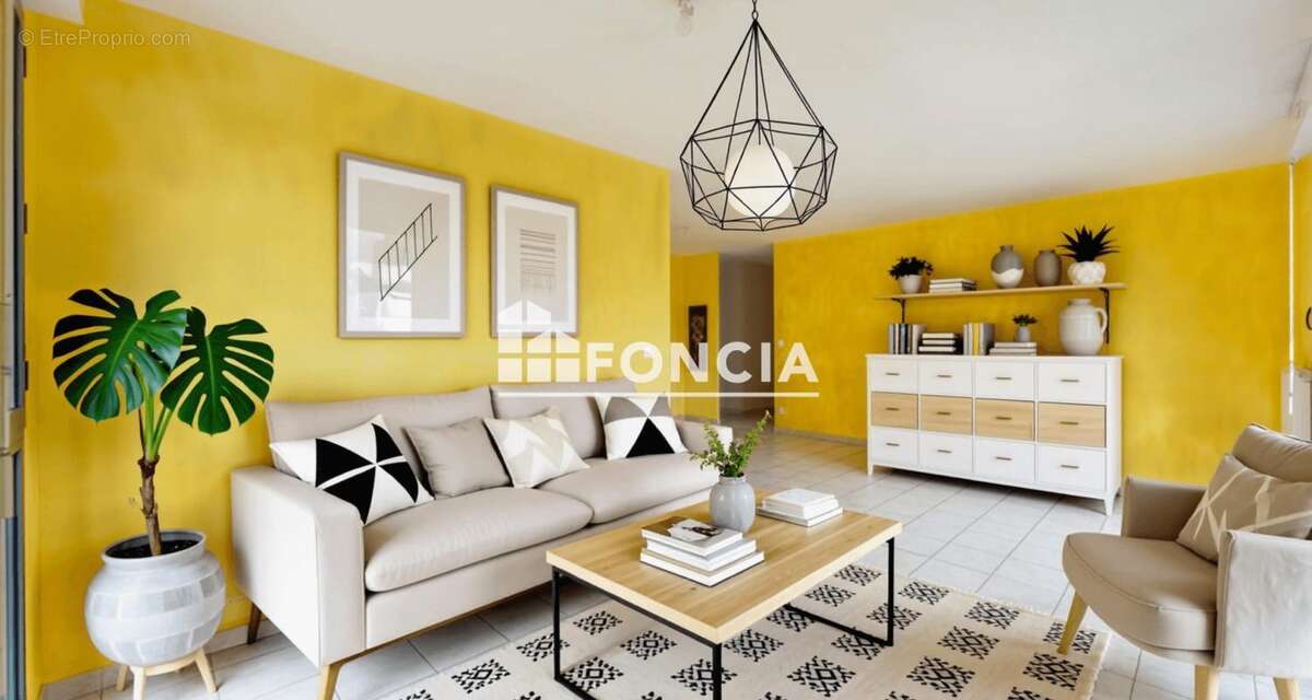 Appartement à MORANCE