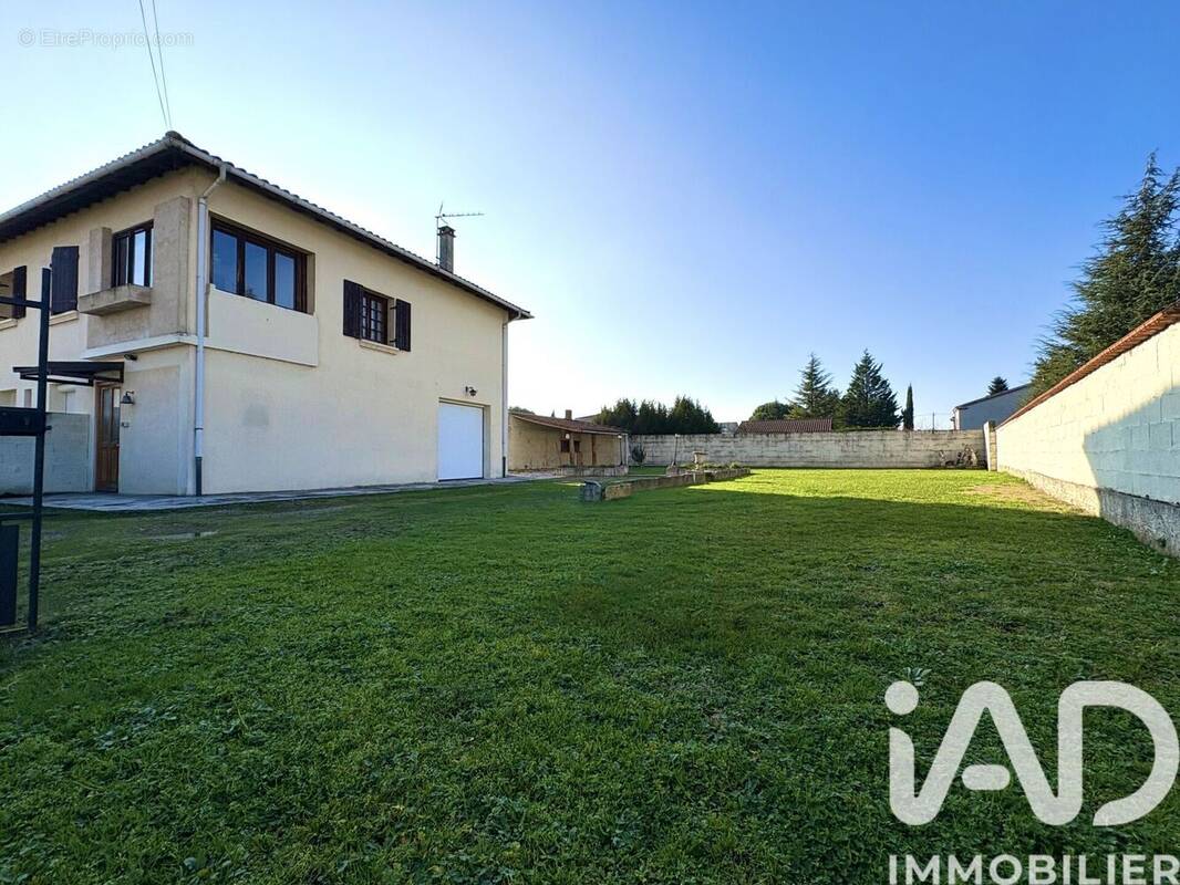 Photo 1 - Maison à ANNEYRON