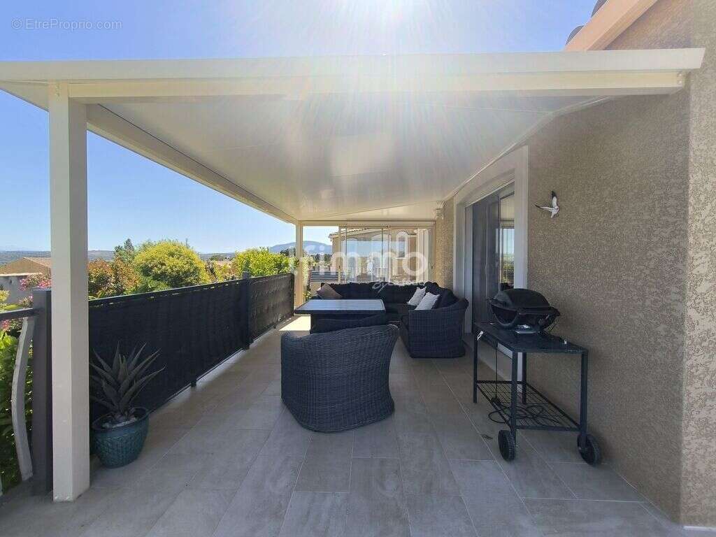 Conilhac - Propriété de charme avec piscine et hangar - photo 14
