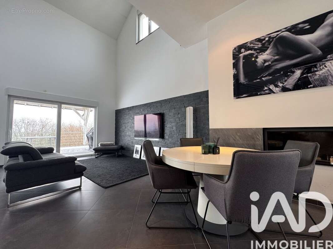 Photo 9 - Maison à BURTONCOURT