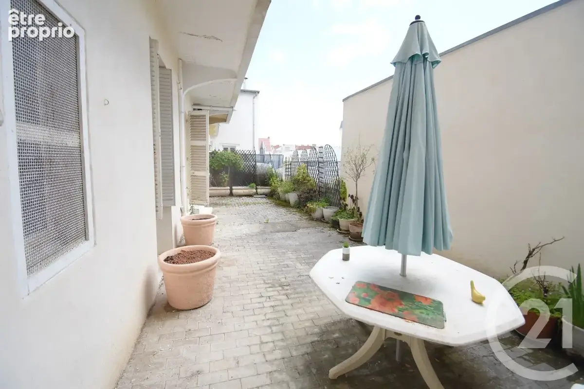 Appartement 113 m² à Vichy  - photo 6