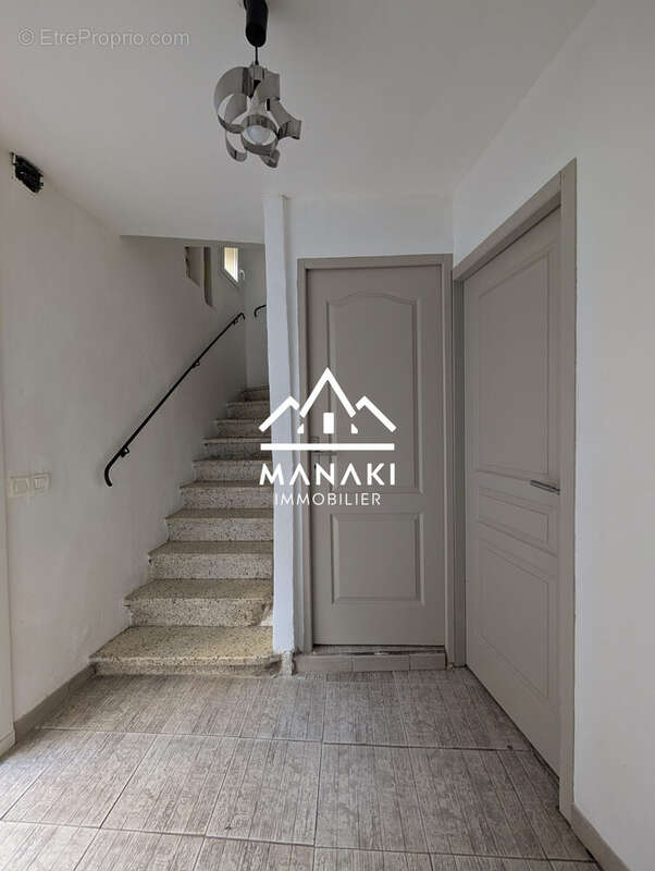 Entrée - Maison à LE SOLER