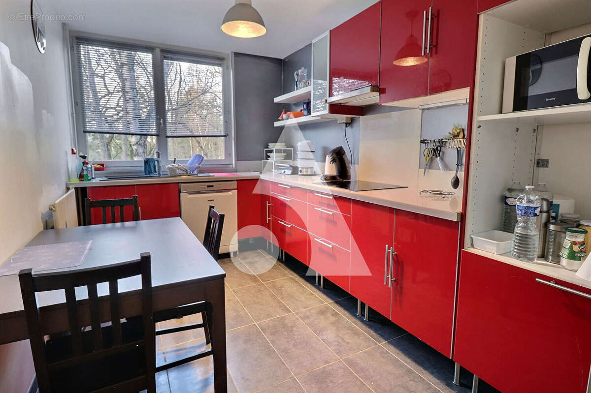 Appartement à MERY-SUR-OISE