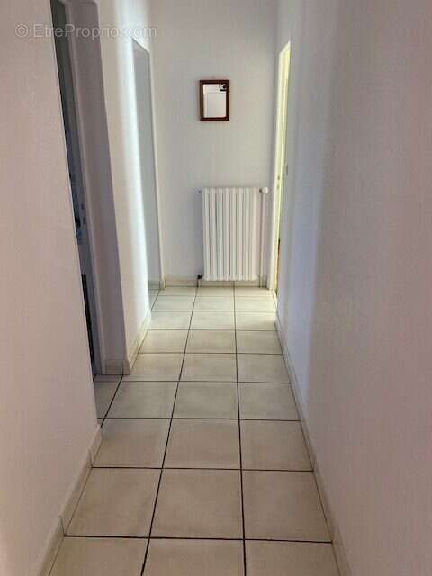 Maison à AILLIERES-BEAUVOIR