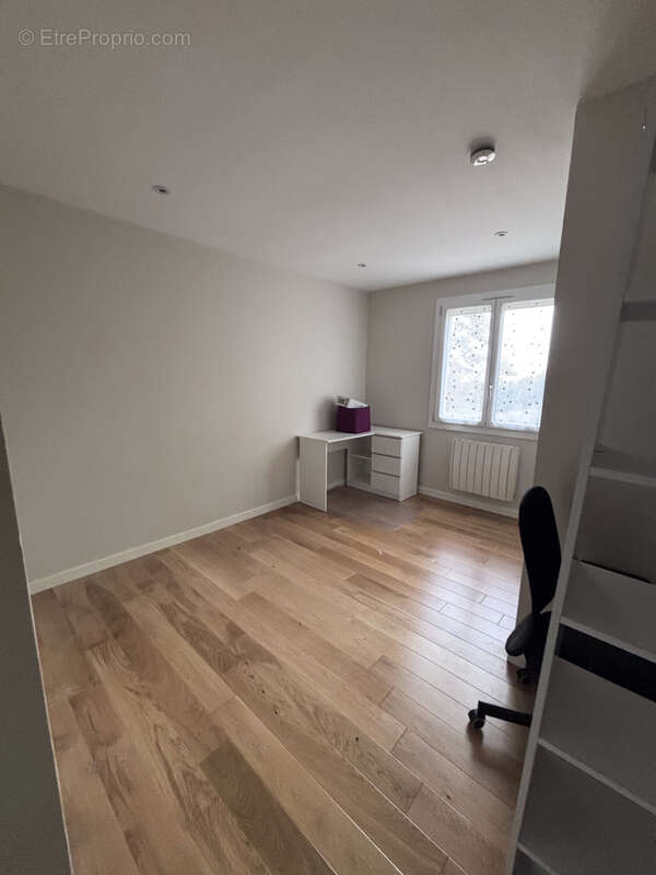 Maison à SAINT-CYR-AU-MONT-D&#039;OR