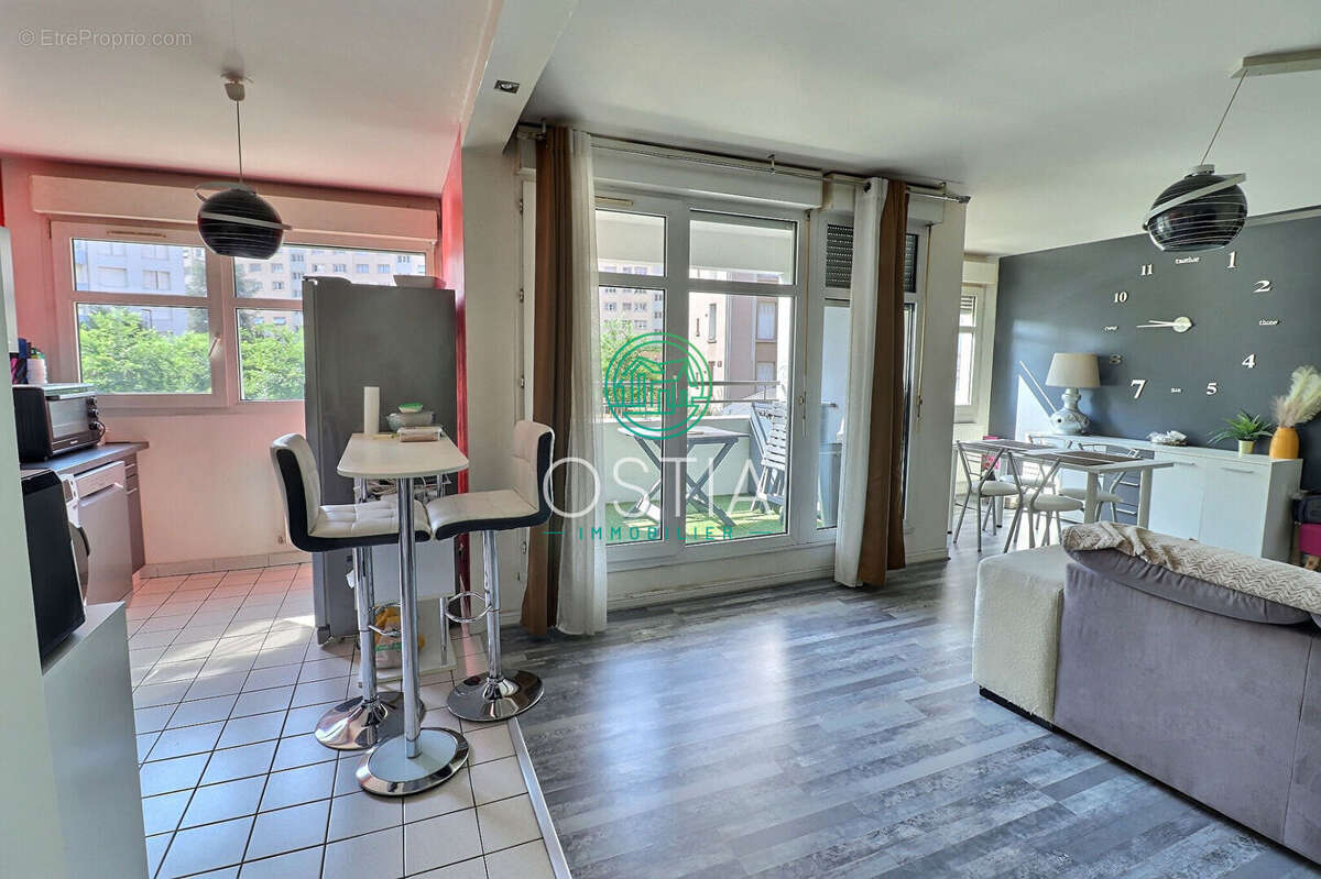 Appartement à SAINT-CHAMOND