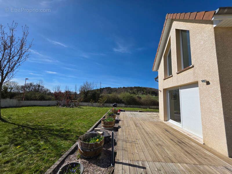 Maison à NUITS-SAINT-GEORGES