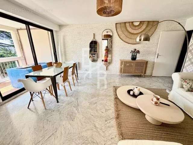 Cannes vente appartement 3P vaste terrasse - photo 8